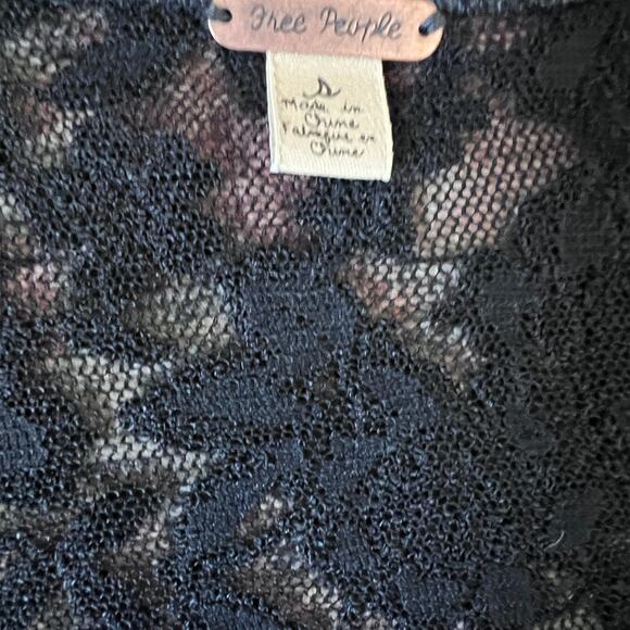 Free People Dark Heathered Gray Crop Long Sleeve Lace Snap Front Top - Small - Picture 10 of 12